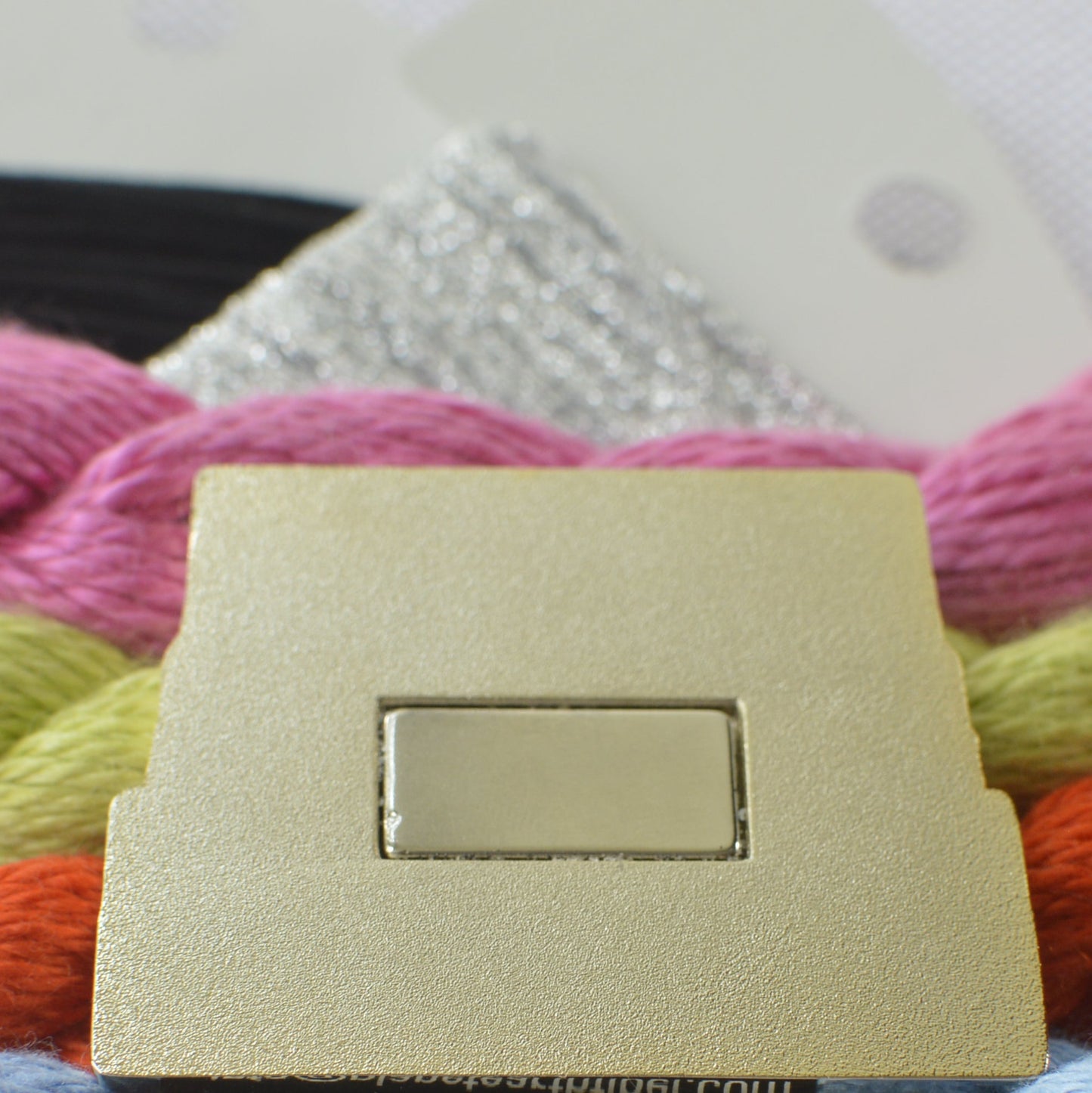 Designer Books Needle Minder