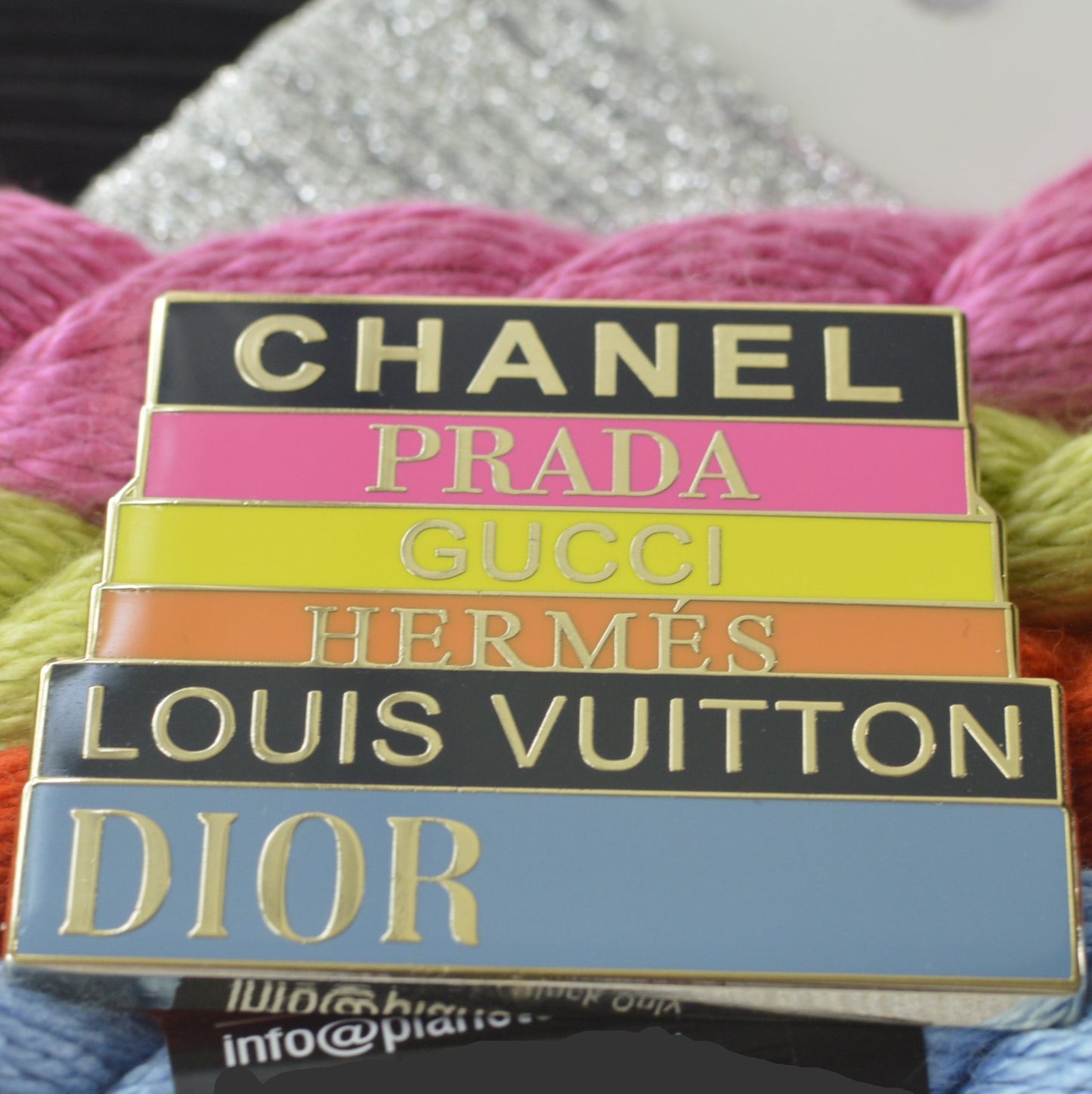 Designer Books Needle Minder