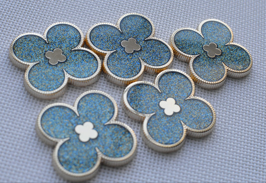 Blue & Gold Clover Needle Minder
