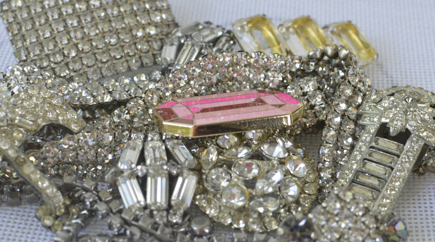 Pink Diamond "The Jonker" Needle Minder