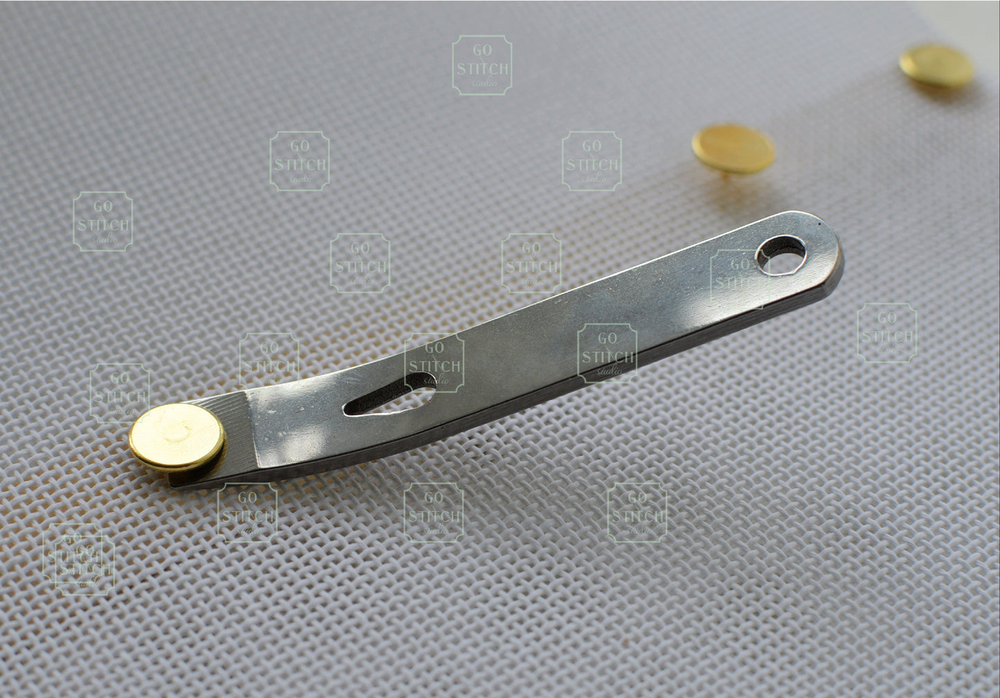 Stainless Steel Needlepoint Canvas Tack Remover