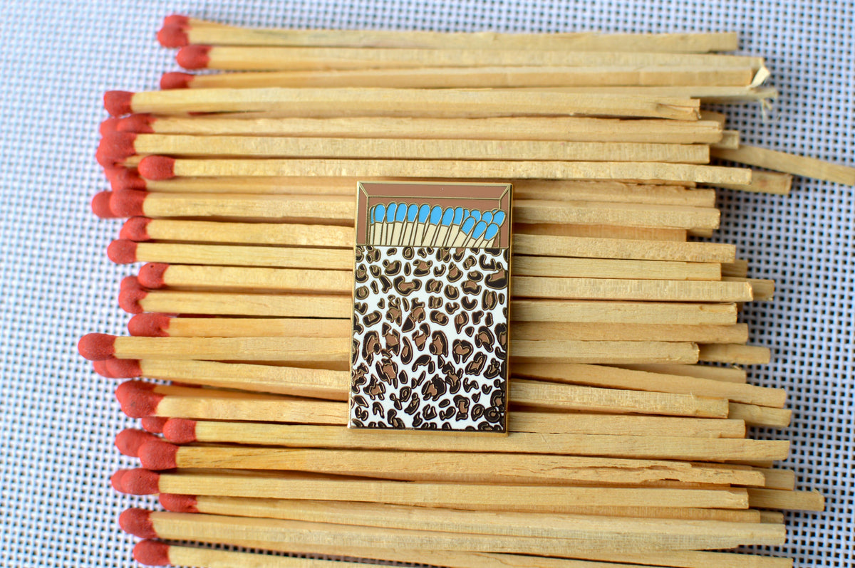 Wholesale Blue Leopard Print Matchbox Needle Minder