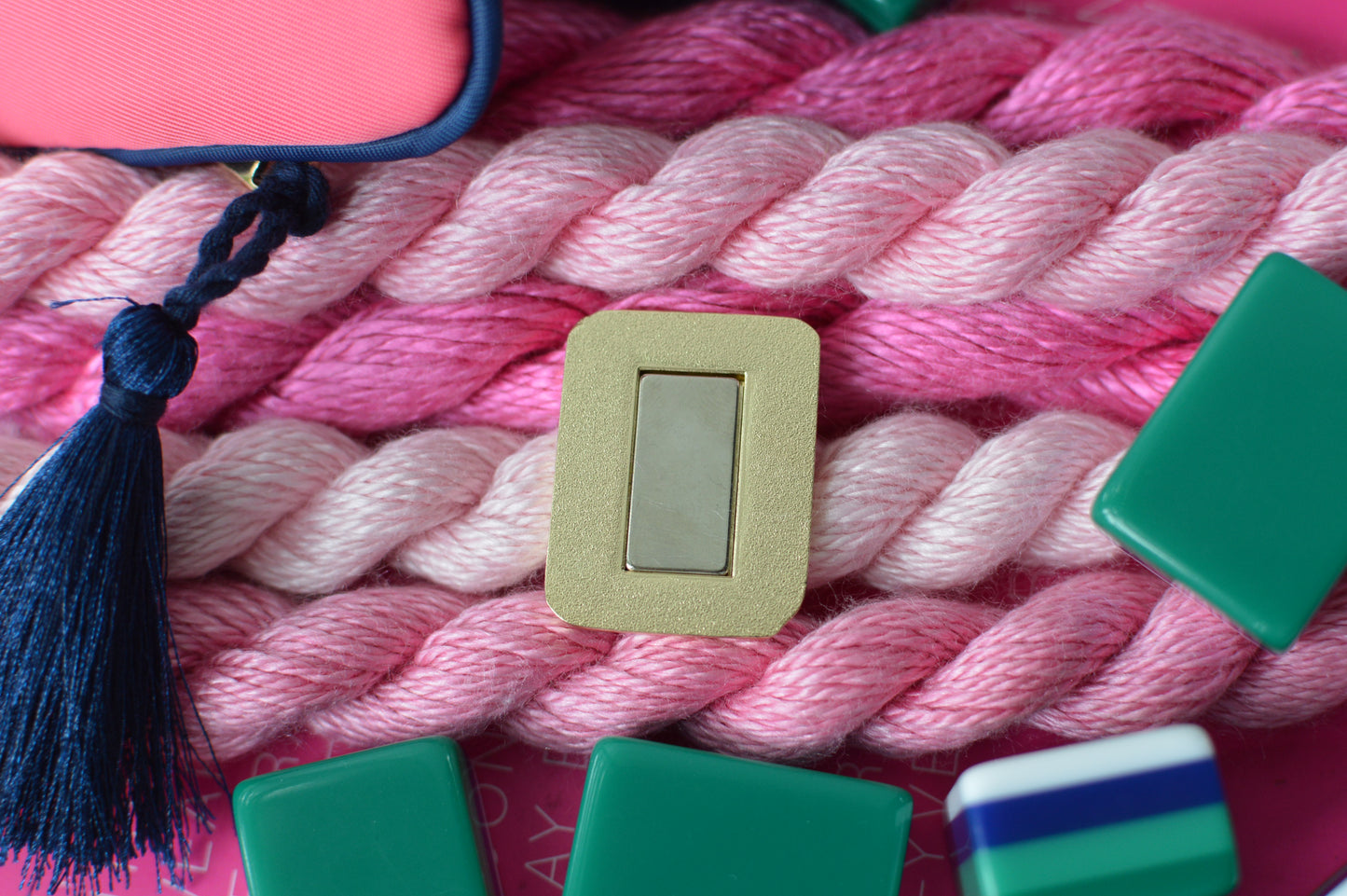 Pink Palm Tree Mahjong Tile Needle Minder