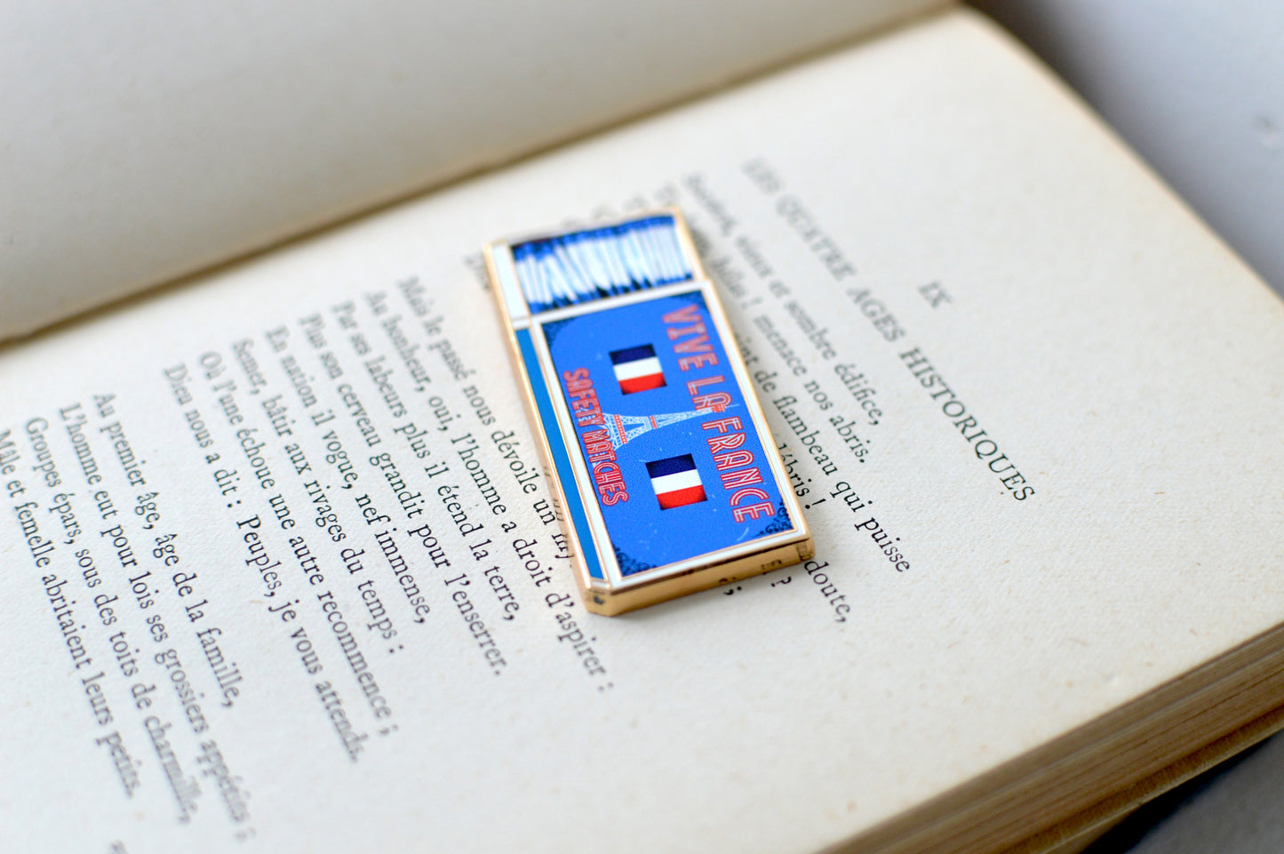 Vive La France Matchbox Needle Minder