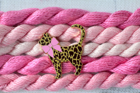Leopard Kitty Pink Bow Needle Minder