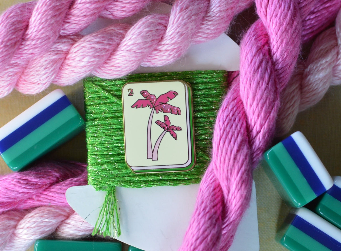 Pink Palm Tree Mahjong Tile Needle Minder