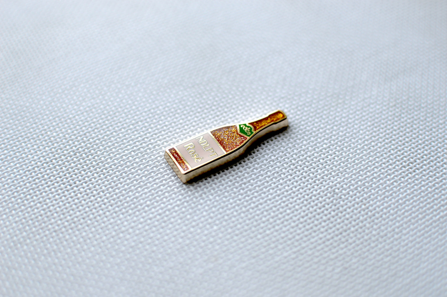 Wholesale Petite NDLPT Rosé Needle Minder (mini magnet)  *MSRP $24-$26