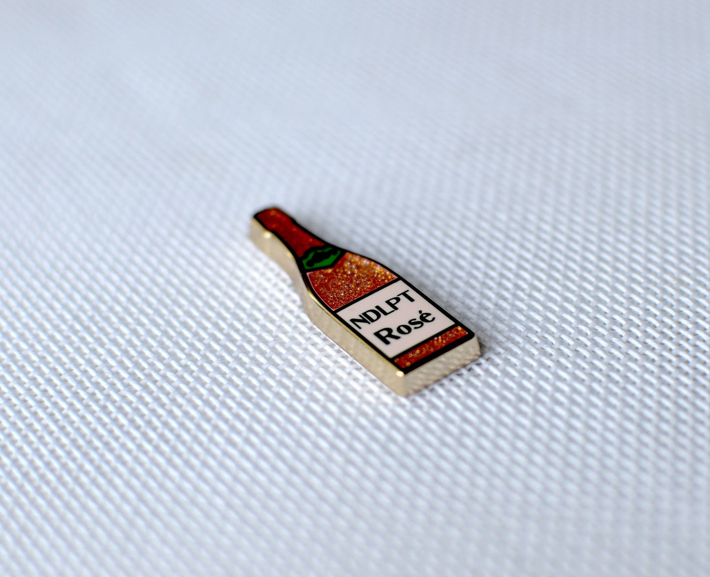 Wholesale Petite NDLPT Rosé Needle Minder (mini magnet)  *MSRP $24-$26
