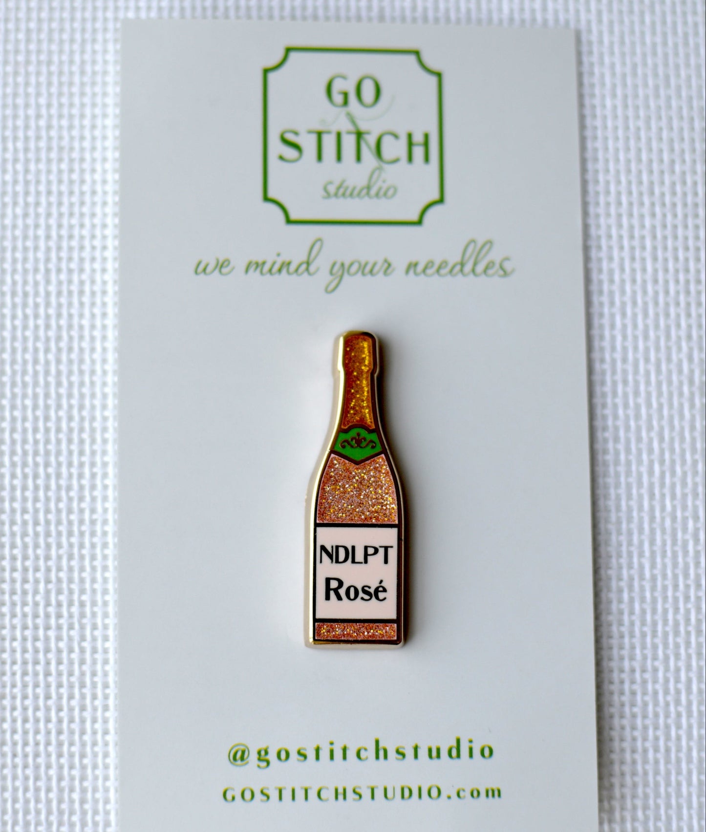 Wholesale Petite NDLPT Rosé Needle Minder (mini magnet)  *MSRP $24-$26